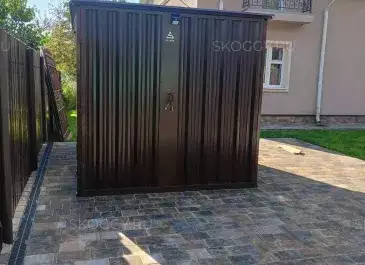 Гараж для мотоцикла и шин в шоколадном цвете в дер. Сутормино, Тарусский р-н, Калужская обл.