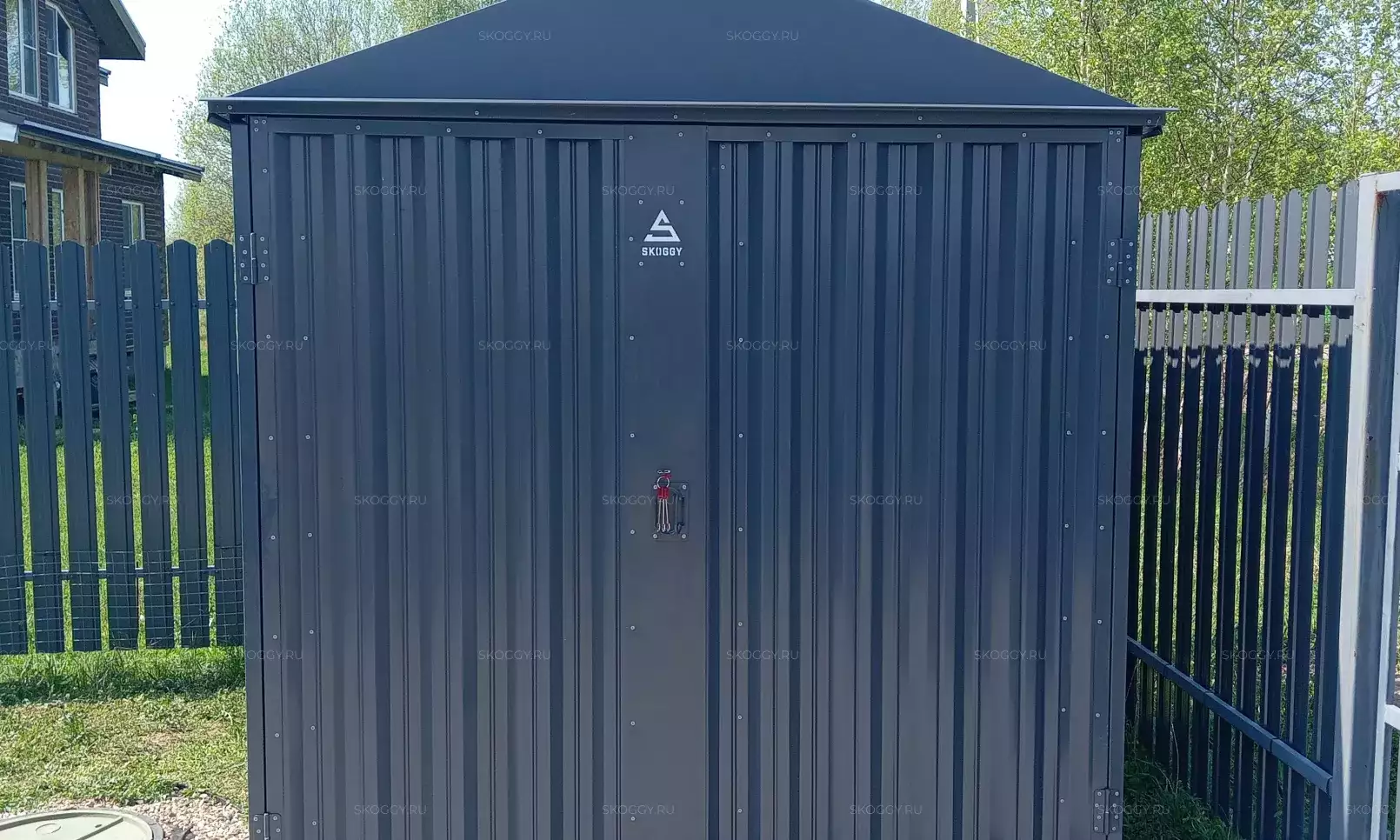 Хозблок Skoggy 2×2 м: минималистичное решение для загородного участка